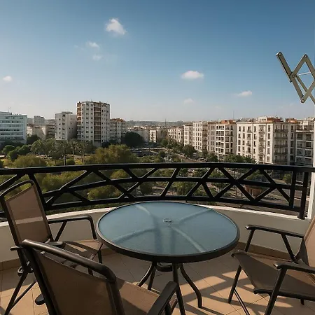 Cosy Ensoleille 3 Ch - Central Et Proche Du Train Et Tramway Casablanca Exterior photo